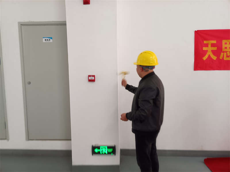 <a href=http://m.qclox.cn/gccf/ target=_blank class=infotextkey>合肥廠房裝修</a>