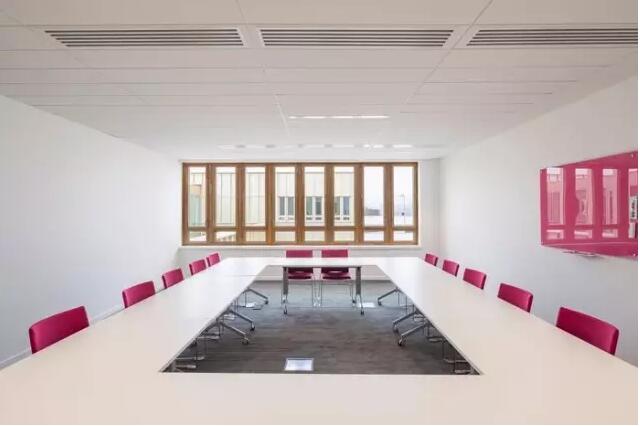 <a href=http://m.qclox.cn/bangonganli/ target=_blank class=infotextkey>合肥辦公室設(shè)計(jì)</a>